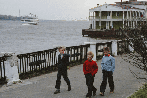 Пример генерации: Фото после оживления