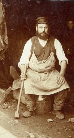 Пример для создания клипа из фота нейросетью